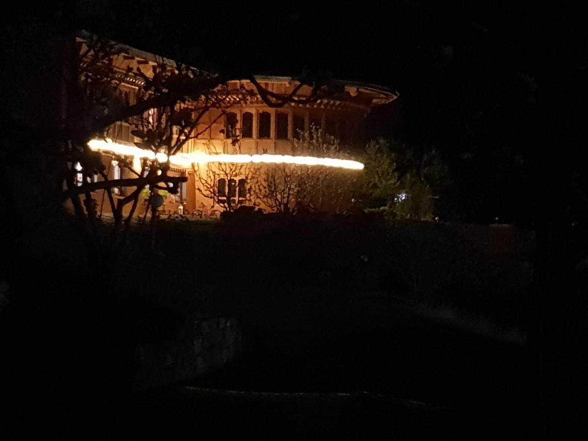 Rema Resort พาโร ภายนอก รูปภาพ